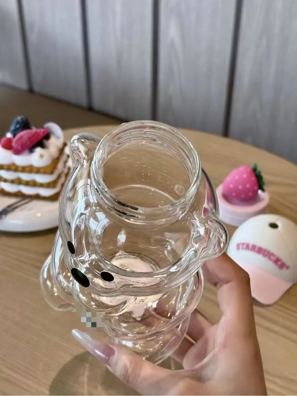 2026 Starbuck Barista Bear Glass Cup Coffee Baseball Cap Strawberry Topper Straw